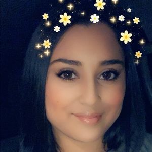 Meet your Posher, Kimberly